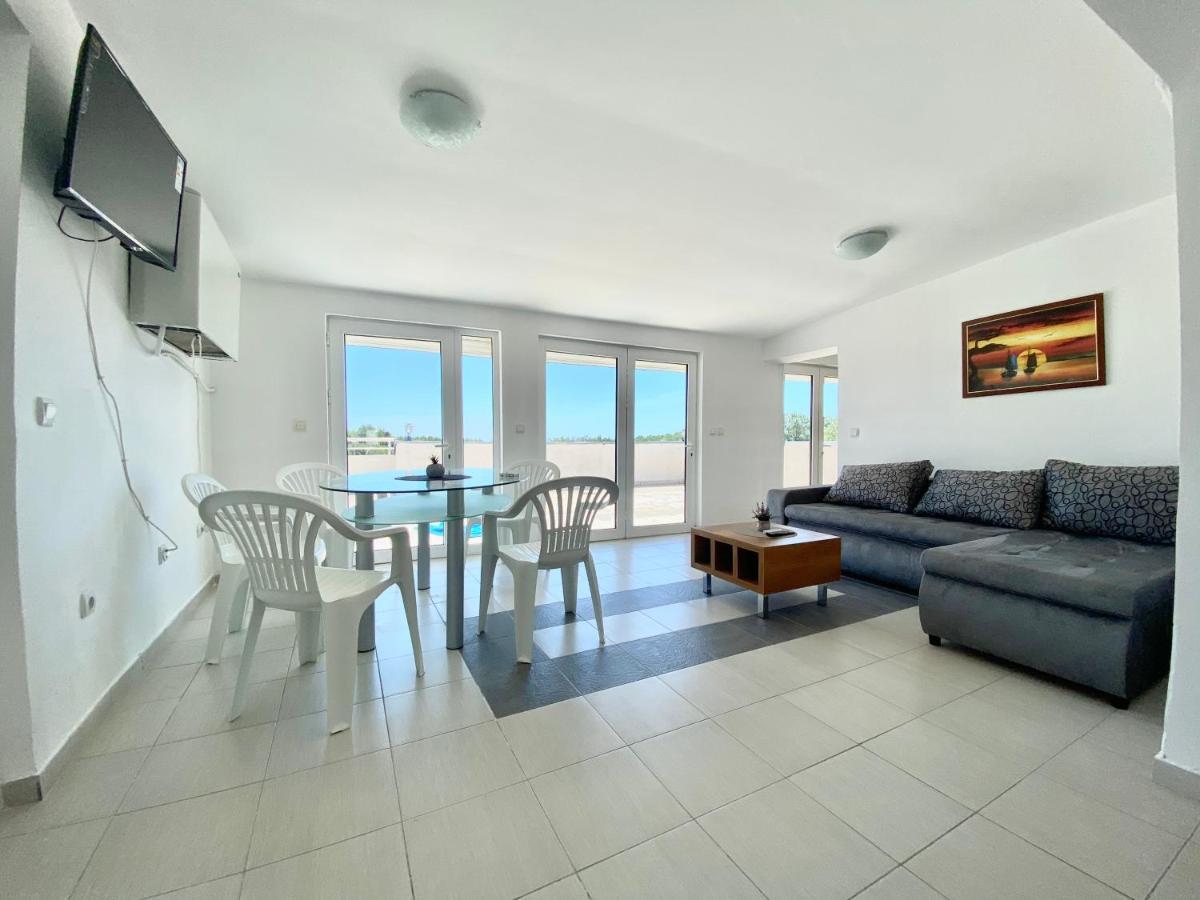 Etna Apartments أولتْسي المظهر الخارجي الصورة